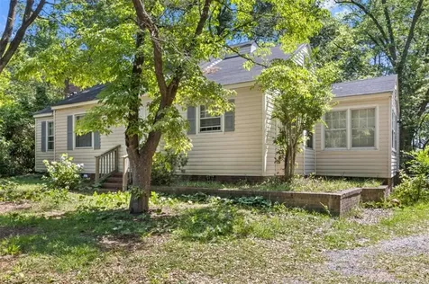 1912 Blake Street Fayetteville NC 28301