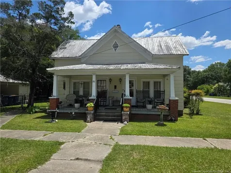 211 S Elm Avenue Dunn NC 28334