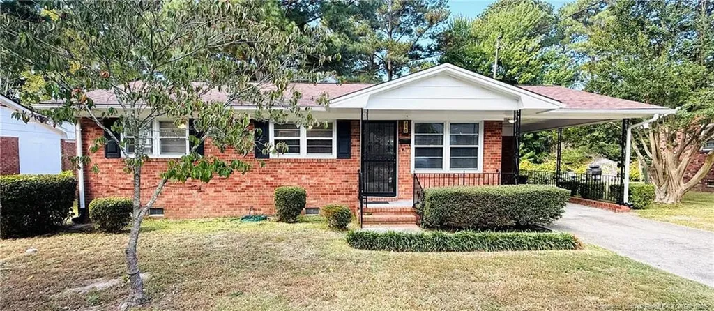 718 Dwain Drive Fayetteville NC 28305