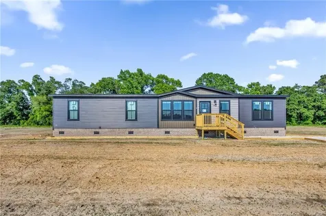 157 Atlas Drive Lumberton NC 28358