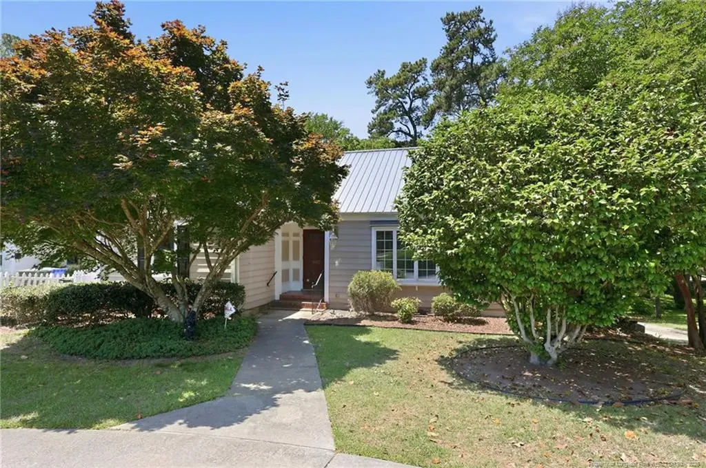 302 Valley Road Fayetteville NC 28305