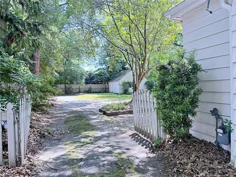 121 Magnolia Avenue Fayetteville NC 28305