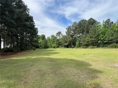 5480 Nc Highway 71 Maxton NC 28364
