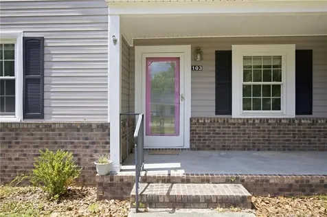 103 Woodrow Street Tabor City NC 28463