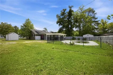 103 Woodrow Street Tabor City NC 28463
