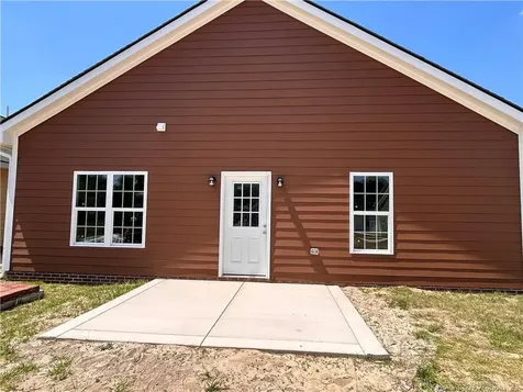 307 Elizabeth Street Spring Lake NC 28390