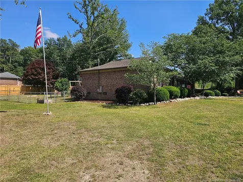 6998 Norge Street Fayetteville NC 28311