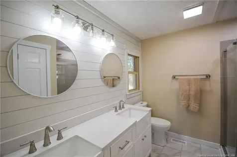 18 Sandy Point Sanford NC 27332