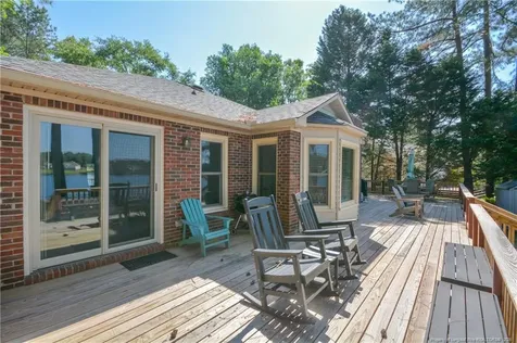 18 Sandy Point Sanford NC 27332