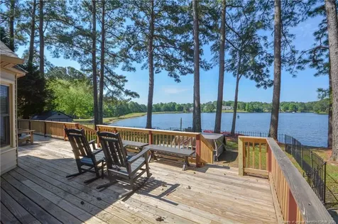 18 Sandy Point Sanford NC 27332