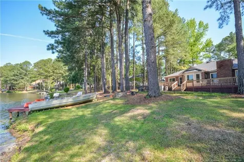 18 Sandy Point Sanford NC 27332