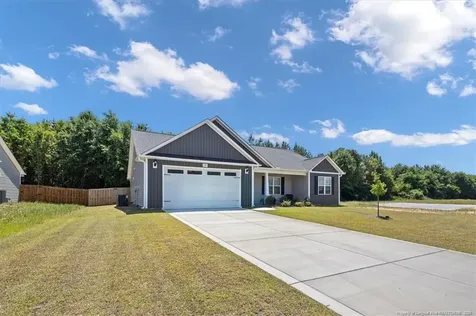 174 Sacksonia Street Raeford NC 28376