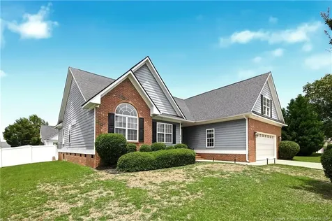6012 Goldenrain Drive Fayetteville NC 28314