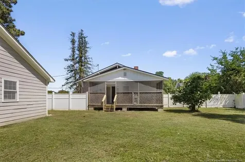 237 N Green Street Parkton NC 28371