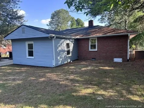 1925 Crestview Drive Fayetteville NC 28304