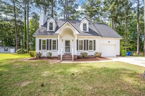 8218 Dunholme Drive Fayetteville NC 28304