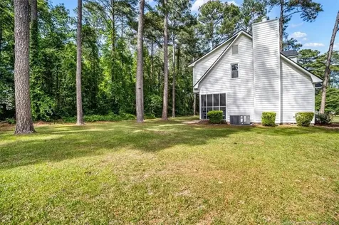 8218 Dunholme Drive Fayetteville NC 28304