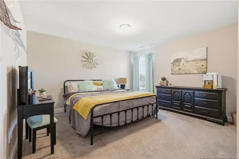 5348 Debut Avenue Hope Mills NC 28348
