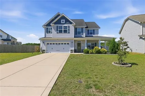 5348 Debut Avenue Hope Mills NC 28348