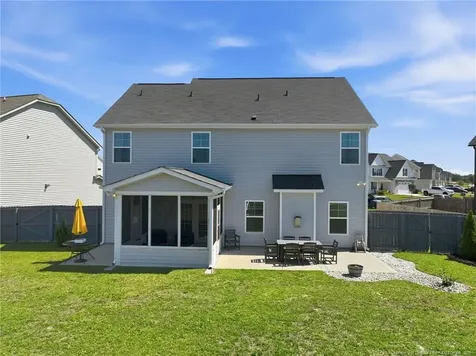 5348 Debut Avenue Hope Mills NC 28348