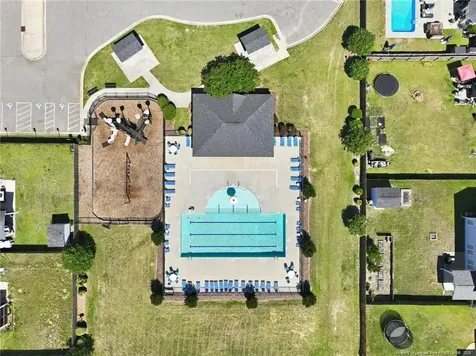 5348 Debut Avenue Hope Mills NC 28348