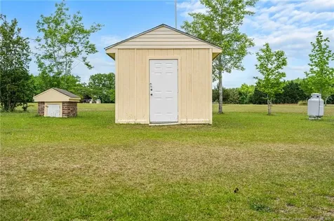 100 L Mcmillian Road Raeford NC 28376