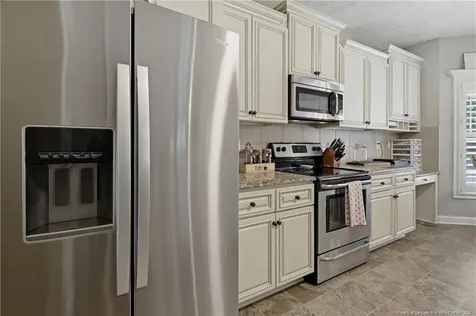4308 Raccoon Path Fayetteville NC 28312