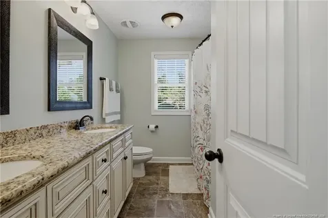 4308 Raccoon Path Fayetteville NC 28312