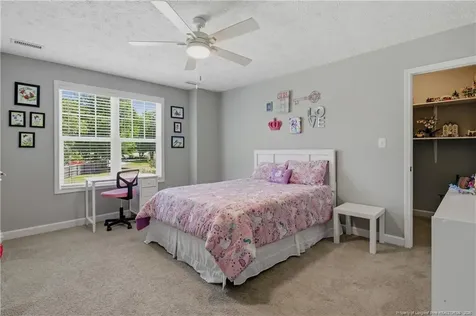 4308 Raccoon Path Fayetteville NC 28312