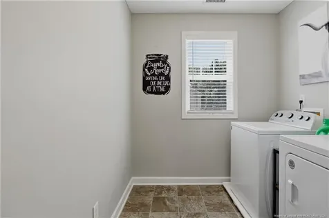 4308 Raccoon Path Fayetteville NC 28312
