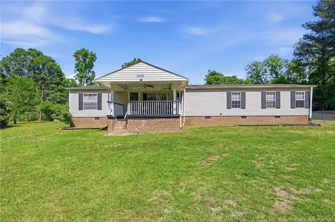 1200 Ringwood Road Eastover NC 28312