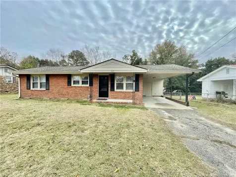 575 Braxton Boulevard Fayetteville NC 28311