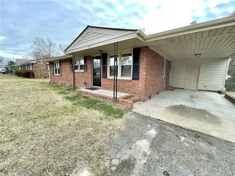 575 Braxton Boulevard Fayetteville NC 28311