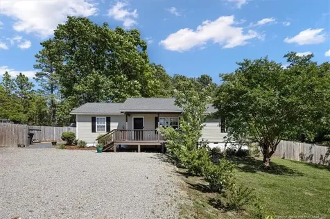137 Fullers Way Aberdeen NC 28315