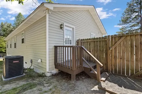137 Fullers Way Aberdeen NC 28315