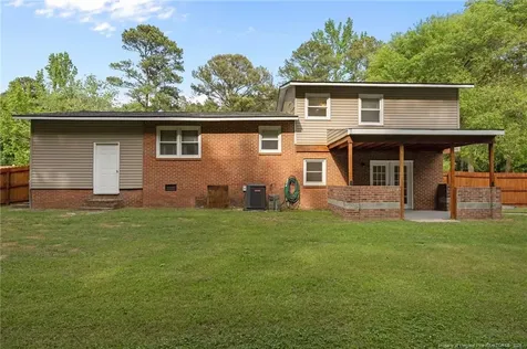 1607 Dolphin Street Spring Lake NC 28390