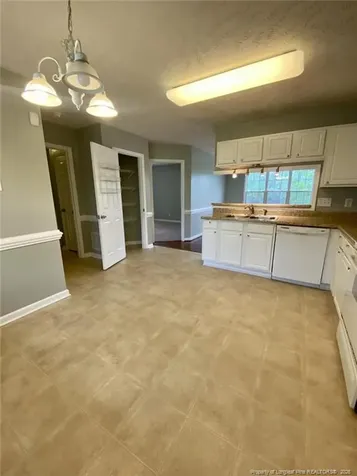 8229 Foxtrail Drive Fayetteville NC 28311