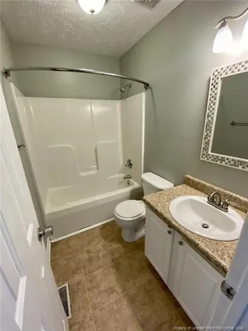 8229 Foxtrail Drive Fayetteville NC 28311