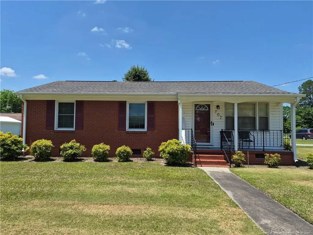 707 Madison Avenue Lumberton NC 28358