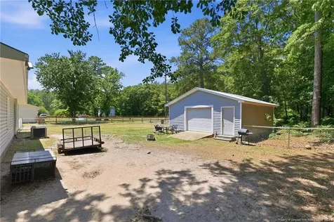 1950 Ava Road Autryville NC 28318