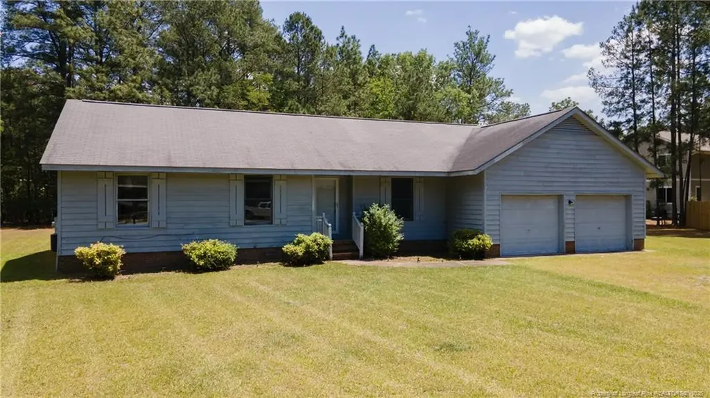 743 Warbler Place Vass NC 28394