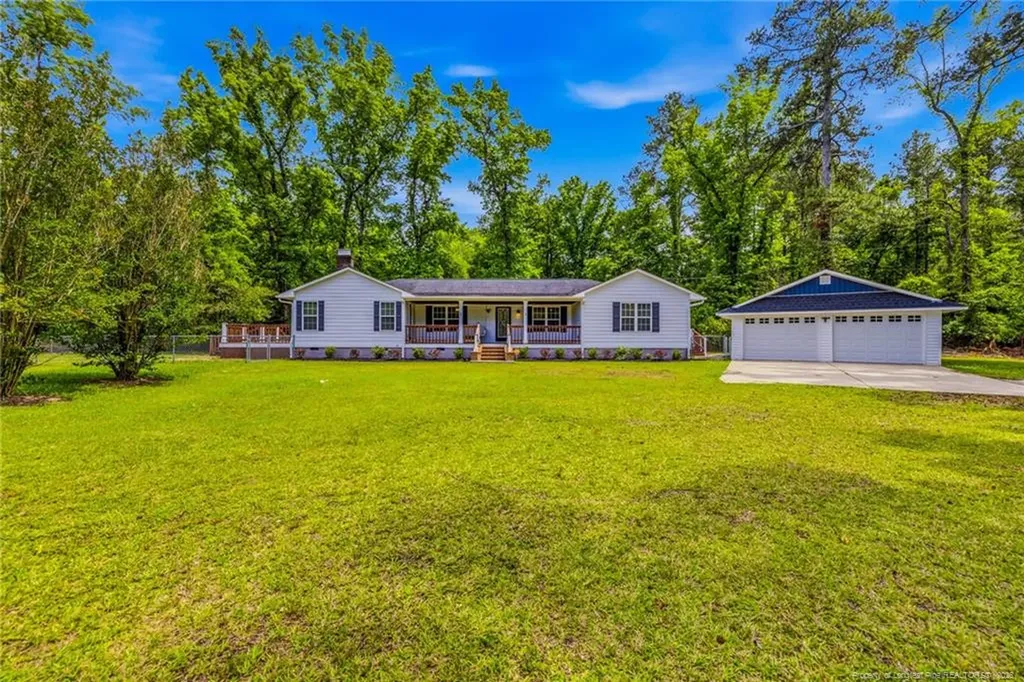 3524 Pine Log Road Lumberton NC 28360
