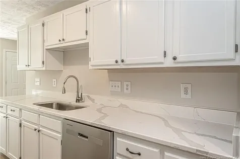 2948 Rosemeade Drive Fayetteville NC 28306
