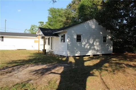 5211 Red Maple Lane Hope Mills NC 28348