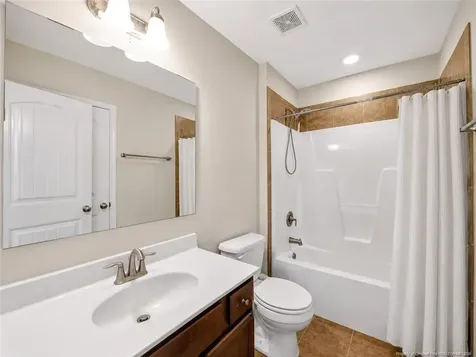 5216 Debut Avenue Hope Mills NC 28348