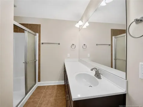 5216 Debut Avenue Hope Mills NC 28348