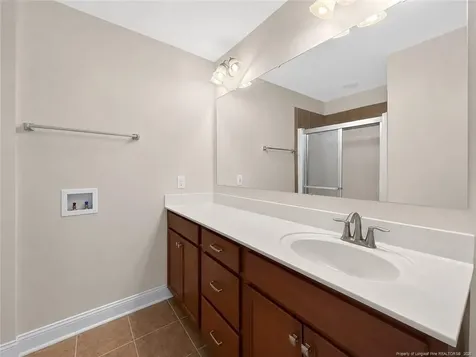 5216 Debut Avenue Hope Mills NC 28348