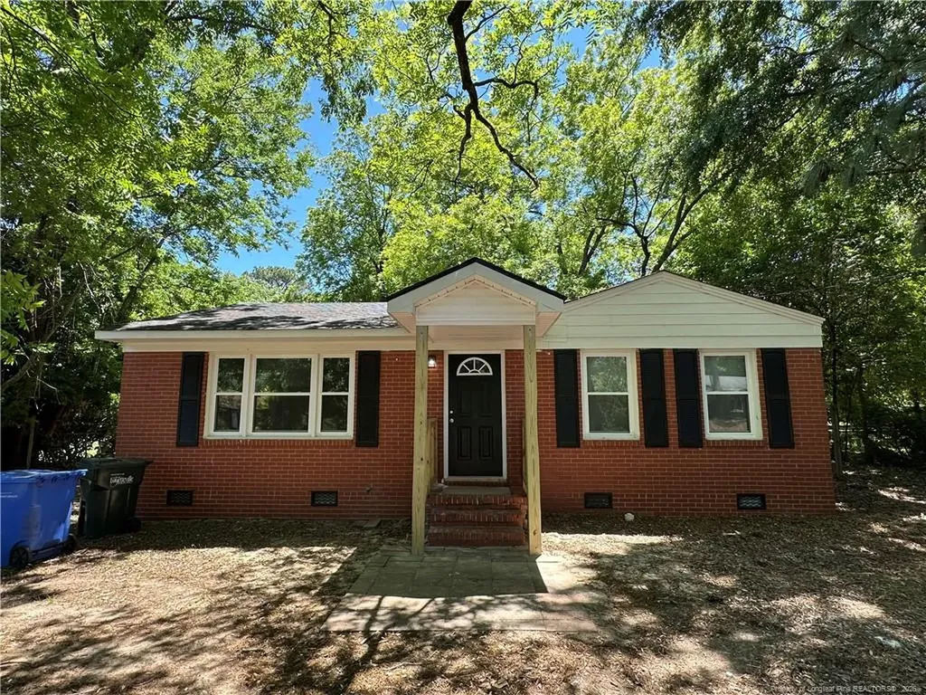 4909 Walnut Drive Fayetteville NC 28304