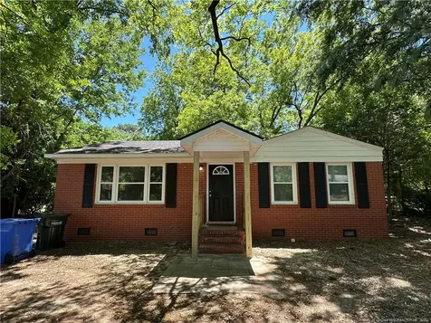 4909 Walnut Drive Fayetteville NC 28304