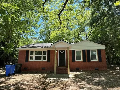4909 Walnut Drive Fayetteville NC 28304